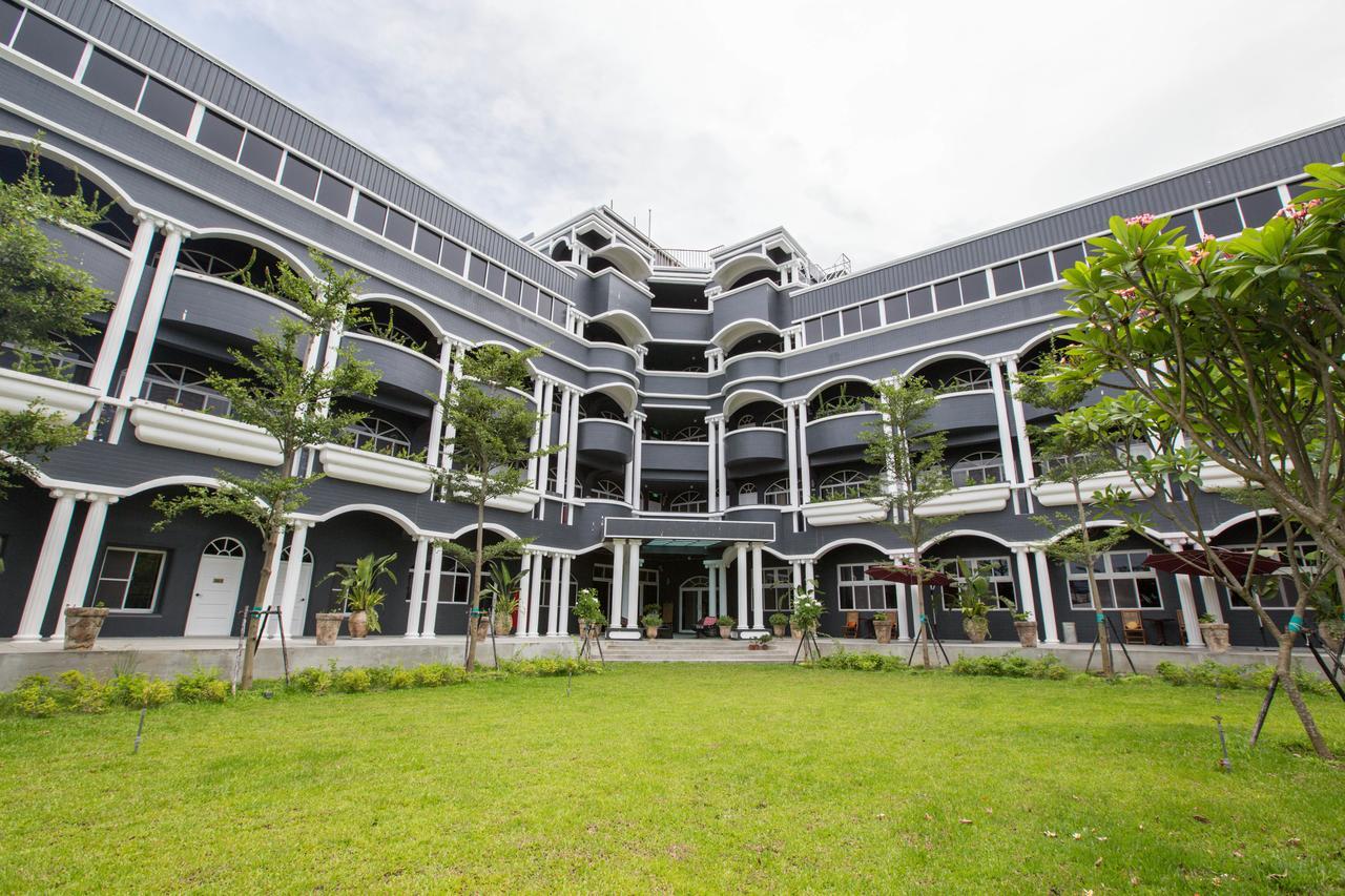 Jinhue Hotel Luye Exterior photo